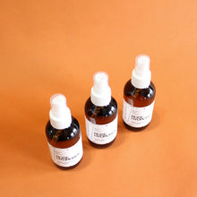 Load image into Gallery viewer, ROSE HYDROSOL. Rose Water Spray. Heart Chakra Activating Mist. Rose Quartz. 4 oz.