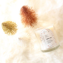 Load image into Gallery viewer, GREEN EYES Hand Poured Candle. Granny Smith Apple. Salted Caramel. Jasmine Leaf. Wood Wick. 12 oz. Clear Vessel.